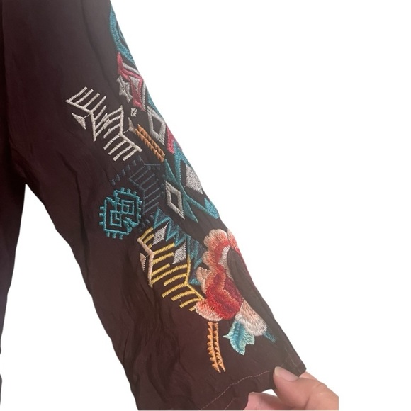 Johnny Was Emmaline Multicolor Embroidered Bohemian Top Size M - Picture 8 of 10